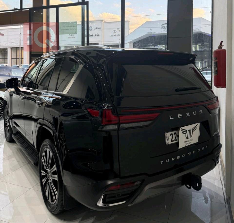 Lexus LX